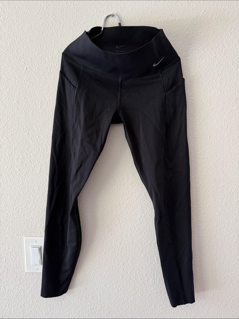 Nike Black Slim-Fit High-Waist Leggings
